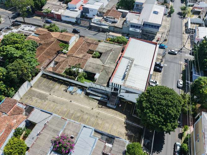 Se Alquila Edificio en Colonia Escalón  - Imagen 2