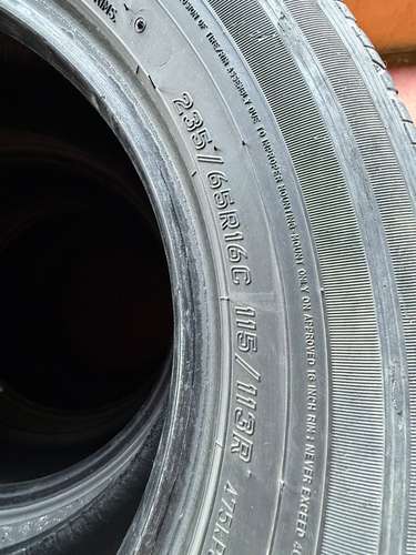 LLANTAS MARCA DUNLOP MEDIDAS 235/65/R16 DE 8 LONAS PARA CARGA