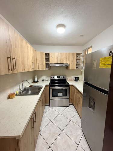  SE ALQUILA APARTAMENTO SIENA SAN BENITO, AMUEBLADO, REMODELADO, tiene 100 mts2, 3 habitaciones, area de servicio, 2 p - Imagen 4