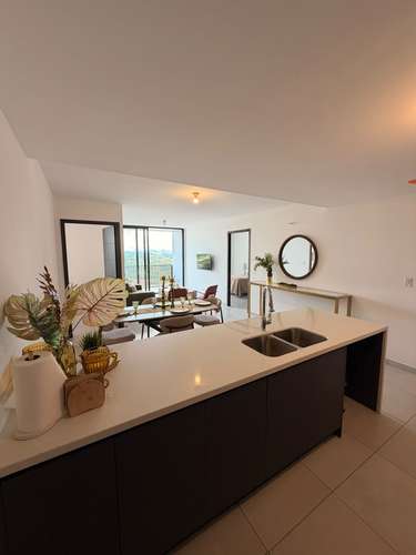  SE ALQUILA APARTAMENTO ALTURAS DEL BOSQUE, AMUEBLADO, Nuevo Cuscatlan!  -119 mts2  -Habitación principal con walking  - Imagen 5