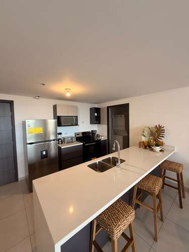  SE ALQUILA APARTAMENTO ALTURAS DEL BOSQUE, AMUEBLADO, Nuevo Cuscatlan!  -119 mts2  -Habitación principal con walking  - Imagen 7