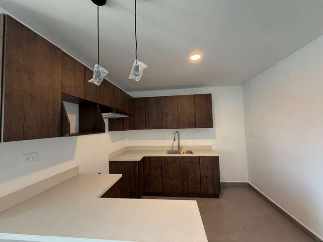 En alquiler Apartamento a Estrenar Zona Rosa - San Benito| San Salvador| 2 Hab| 2B| 1350/mes. - Imagen 2