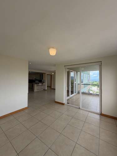  SE ALQUILA APARTAMENTO 370 SAN BENITO, Tiene 165 M2  - Sala - Comedor  - Terraza  - Cocina open concept que incluye c - Imagen 8
