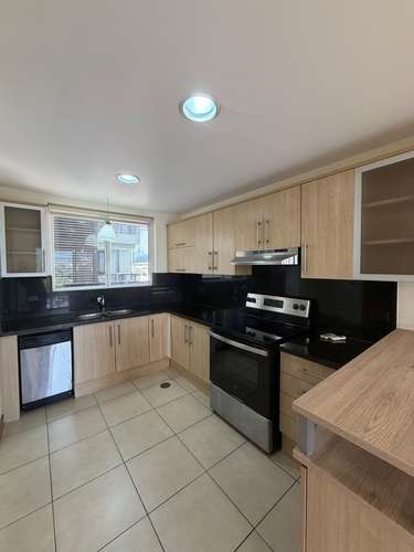  SE ALQUILA APARTAMENTO 370 SAN BENITO, Tiene 165 M2  - Sala - Comedor  - Terraza  - Cocina open concept que incluye c - Imagen 12