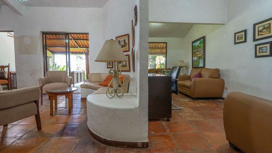 Colonia Escalon zona media  - Imagen 7
