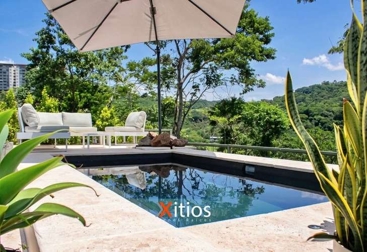 Preciosa casa con vista al campo de golf! El Encanto.