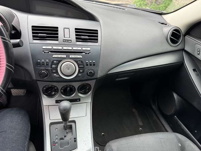 Mazda 3 año 2011 