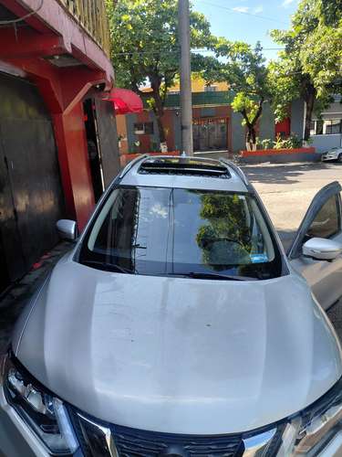 Vendo bonita Nissan Rogue SL 2018 4×2