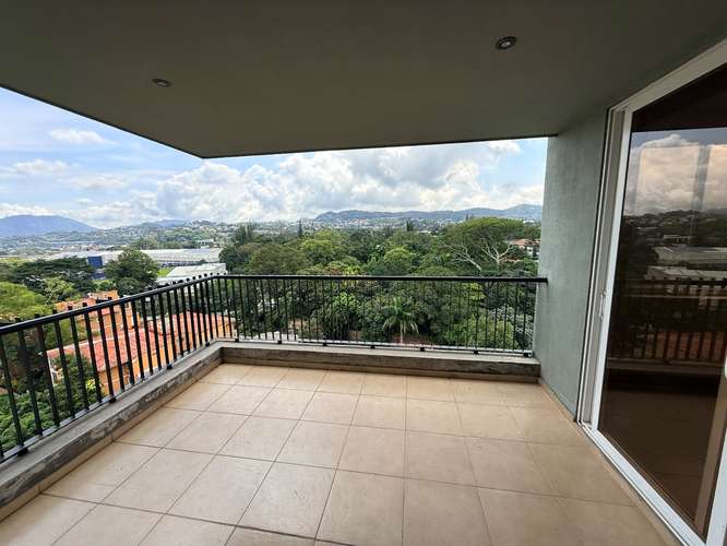  SE ALQUILA APARTAMENTO 370 SAN BENITO, Tiene 165 M2  - Sala - Comedor  - Terraza  - Cocina open concept que incluye c - Imagen 3