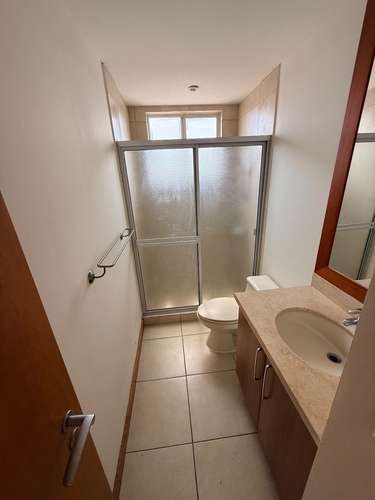  SE ALQUILA APARTAMENTO 370 SAN BENITO, Tiene 165 M2  - Sala - Comedor  - Terraza  - Cocina open concept que incluye c - Imagen 11