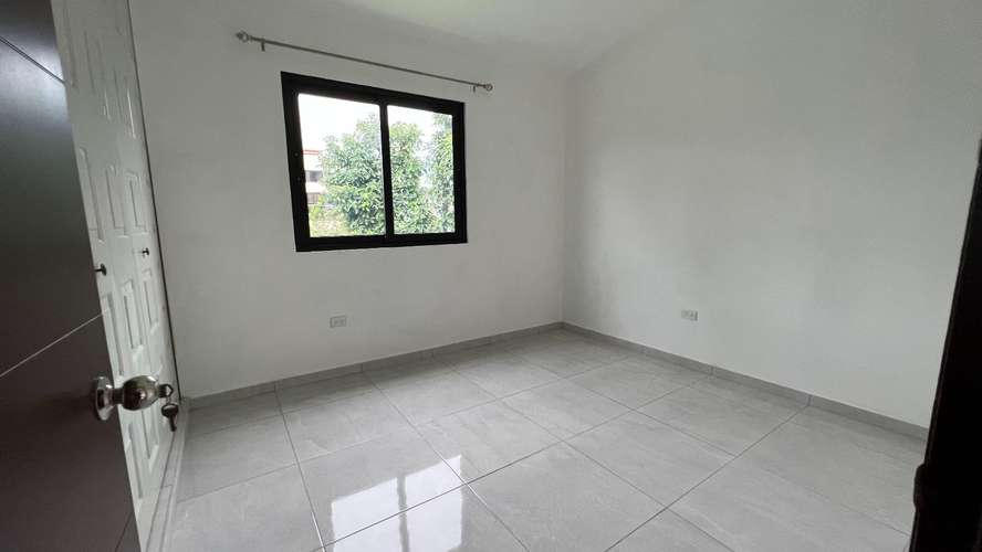  CASA EN ALQUILER EN BOSQUES DE SANTA ELENA 2 | CON MANTENIMIENTO INCLUIDO