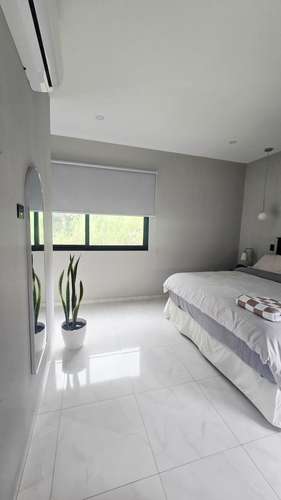 Exclusiva casa de 5 dormitorios con piscina y jardín en El Encanto, La Libertad