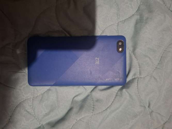 Vendo lote de celulares dañados, quebrados, pueden recuperarse algunos y otros para repuestos... 75 dolares negociables