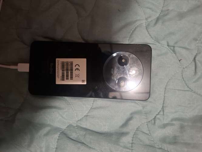 Vendo lote de celulares dañados, quebrados, pueden recuperarse algunos y otros para repuestos... 75 dolares negociables