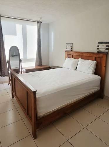 Apartamento semiamueblado de 3 dormitorios en  Vista Tower San Salvador