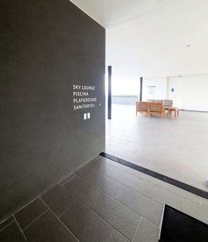 Apartamento semiamueblado de 3 dormitorios en  Vista Tower San Salvador