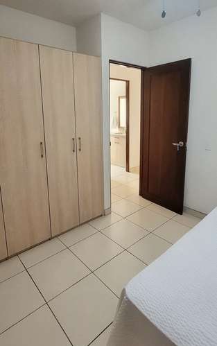 Apartamento semiamueblado de 3 dormitorios en  Vista Tower San Salvador