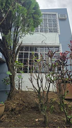 ALQUILO CASA EN RESIDENCIAL LOMA LINDA 