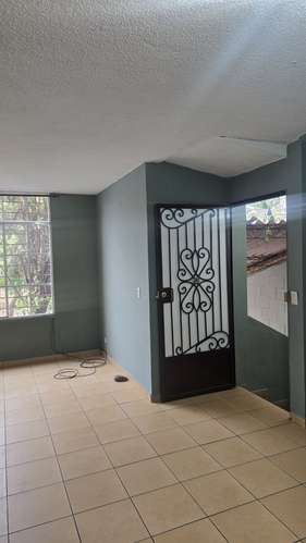 ALQUILO CASA EN RESIDENCIAL LOMA LINDA 