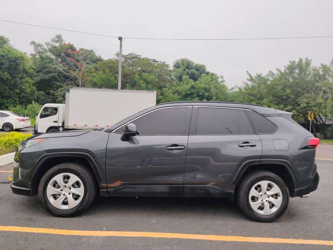 TOYOTA RAV 4 , 2019 , CERO CODIGOS,TODO EN EXCELENTE ESTADO,……………SI VE EL ANUNCIO ES PORQUE ESTA DISPONIBLE