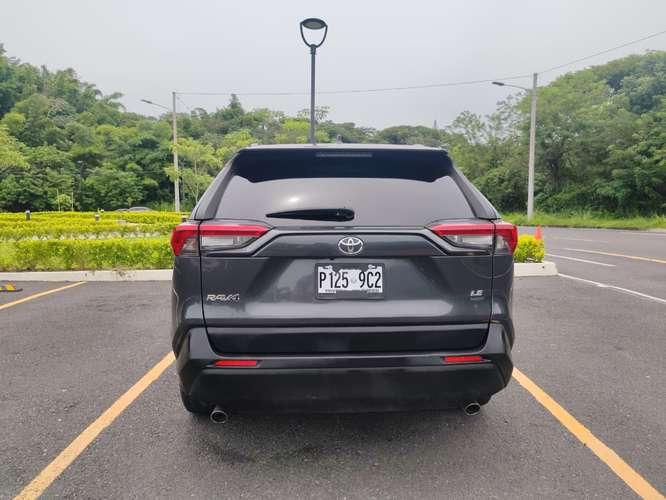 TOYOTA RAV 4 , 2019 , CERO CODIGOS,TODO EN EXCELENTE ESTADO,……………SI VE EL ANUNCIO ES PORQUE ESTA DISPONIBLE