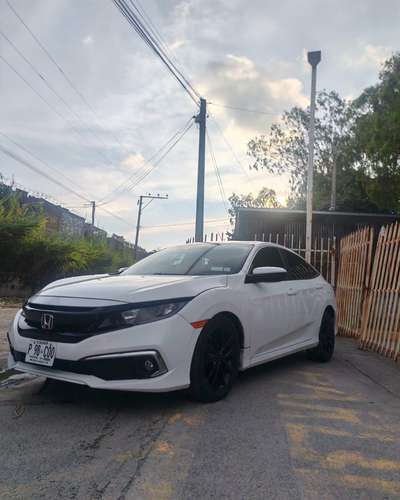 Honda civic 1.5 turbo 2021 - Imagen 3