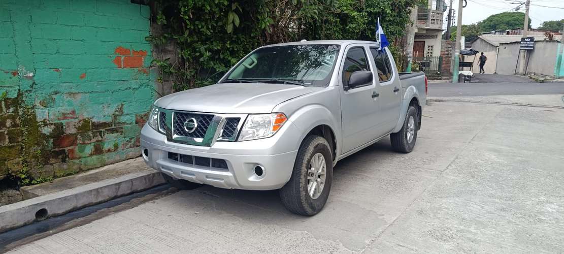 Nissan Frontier 2018 - Imagen 2