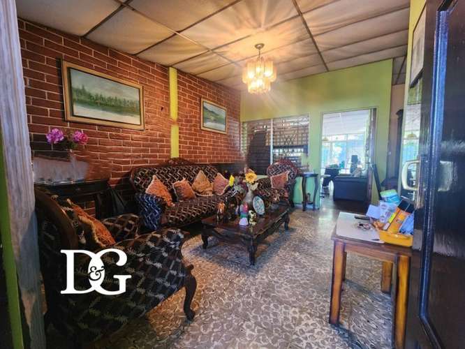 VENDO CASA GRANDE PARA USO COMERCIAL EN CIUDAD MERLIOT - Imagen 2