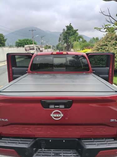 Se vende chulada NISSAN FRONTIER 2024 FULL CUERO “4x4” - Imagen 8