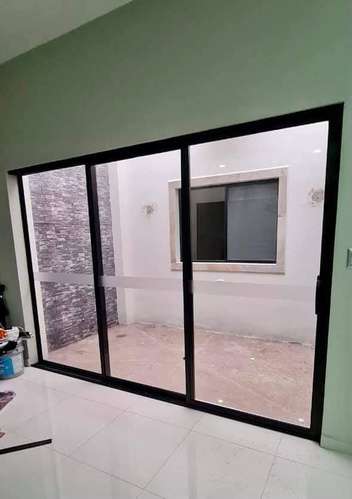 Ventanas y puertas 