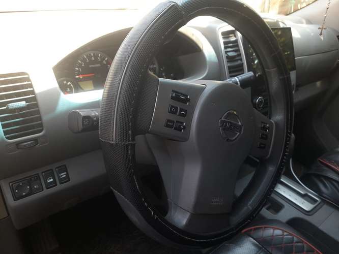 Vendo o cambio Nissan Frontier 4x4 2016 aire funcionando bien cambio por algún vehículo más ribete a mi favor