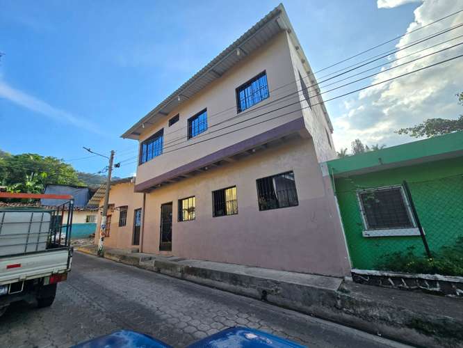  Casa en Alegria de Esquina de 2 Plantas en Venta - Imagen 3
