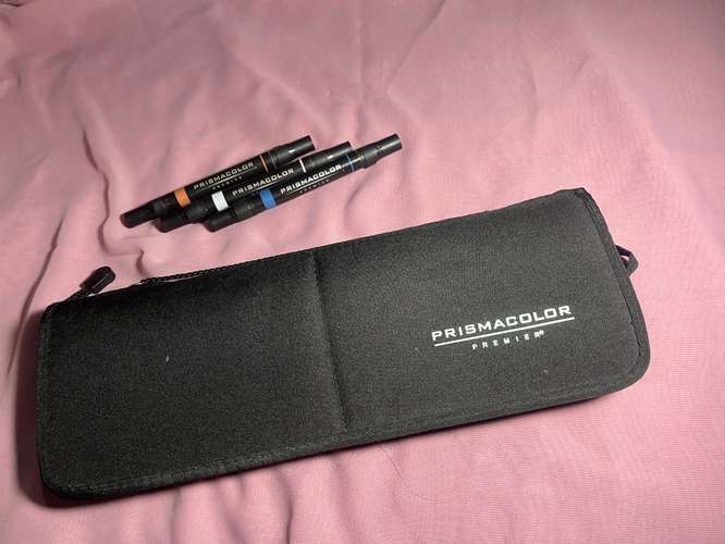 Marcadores PRISMACOLOR PREMIER set de 24 + 3 adicionales