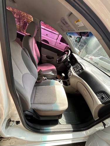 Hyundai accent 2010