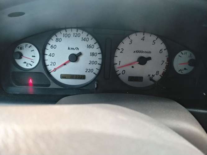Vendo o cambio nissan ALMERA 2006 de agencia nítido estandar alarma delta aire acondicionado vidrios eléctricos sin fuga