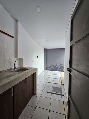 Alquiler de Casa en La Sabana Santa Tecla  - Imagen 4
