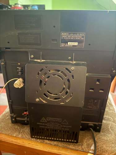 Vendo Cabezal de Equipo de Sonido Sony Genezi en Buen Estado Funcional - Imagen 5