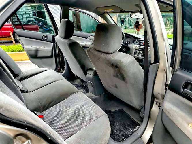 MITSUBISHI LANCER 2004 Traspaso Directo  4 puertas  Caja automática ATF Aire Acondicionado