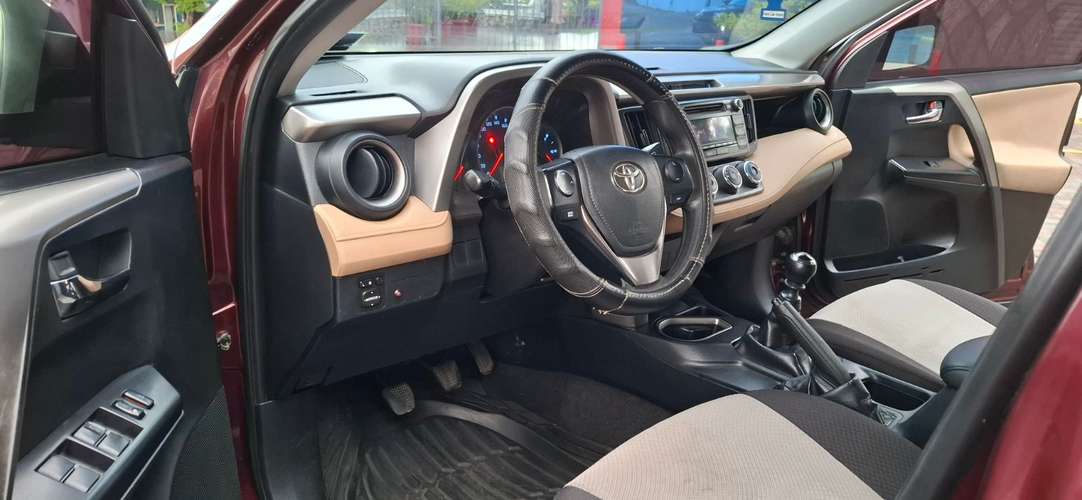 TOYOTA RAV4 STANDARD DE AGENCIA EL SALVADOR ¡NUNCA CHOCADA! 