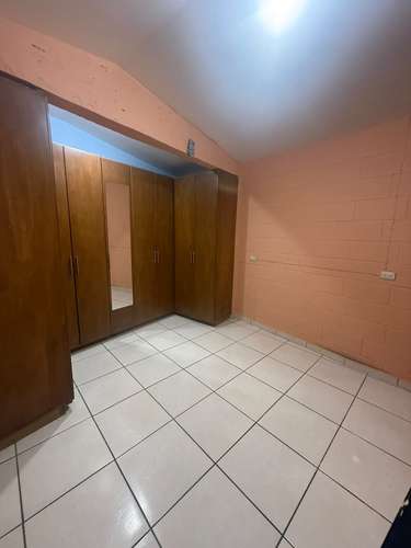 DOS CASAS EN VENTA EN SOYAPANGO – SE VENDEN JUNTAS2
