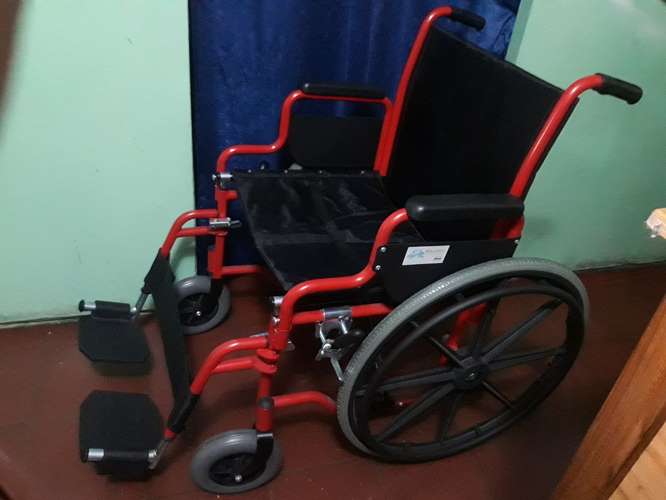 Silla de ruedas nueva