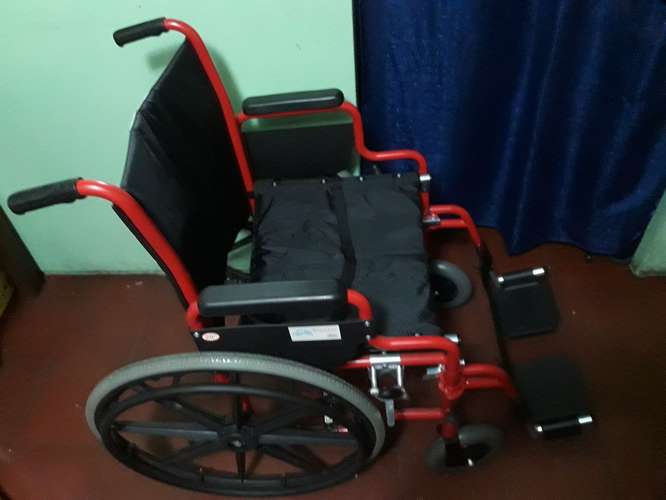 Silla de ruedas nueva