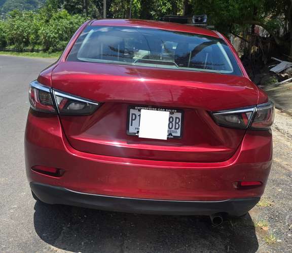 TOYOTA YARIS IA 2018 3MYDLBYV4JY326171 