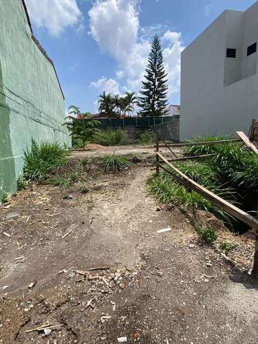Terreno en madre selva zona embajada americana 