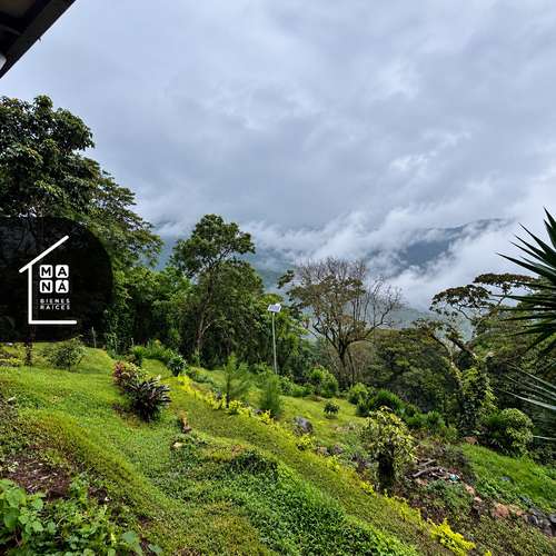 CASA EN VENTA APANECA A solo 5 minutos de Laguna Verde  - Imagen 16