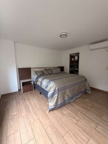  SE ALQUILA APARTAMENTO LIFE SANTA ELENA AMUEBLADO - Tiene 119 mts2  -sala  -comedor  -terraza  -cocina  -baño de visi - Imagen 7
