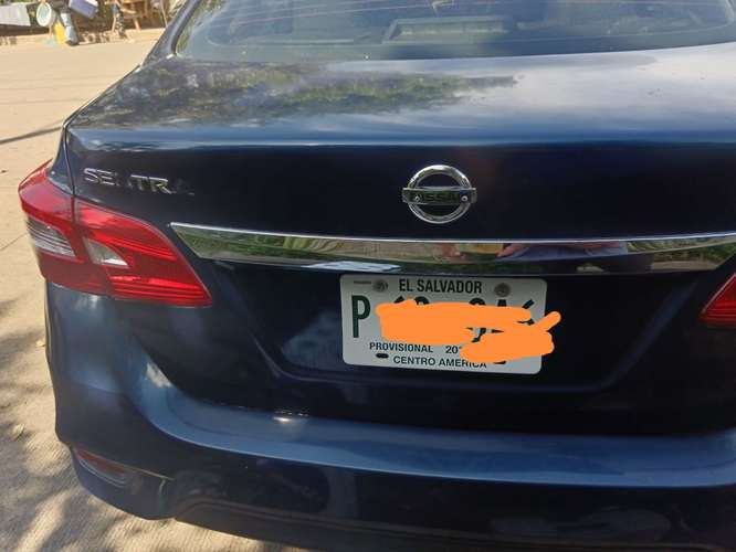 Vendo Nissan Sentra 2018 - Imagen 7