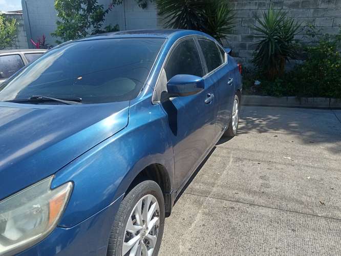 Vendo Nissan Sentra 2018 - Imagen 2
