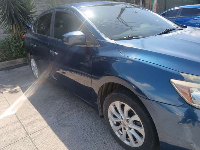 Vendo Nissan Sentra 2018 - Imagen 3