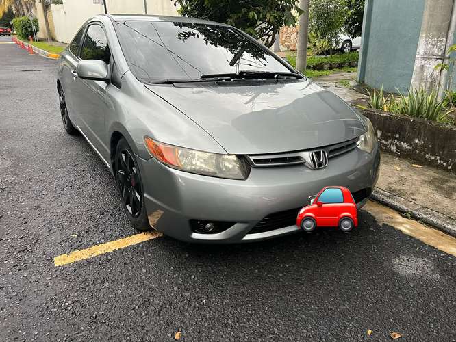 Honda civic 2007 r18 automático vidrios eléctricos, a/c helando